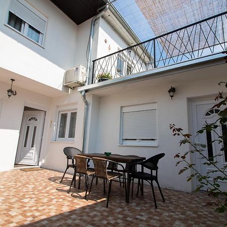 Butterfly Apartamento Mostar Exterior foto