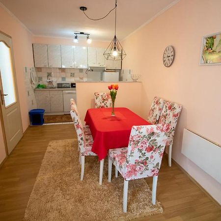 Butterfly Apartamento Mostar Exterior foto
