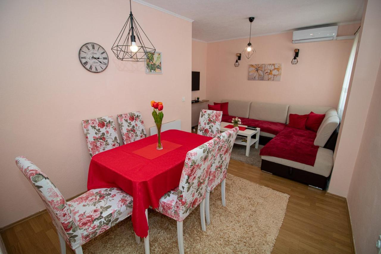 Butterfly Apartamento Mostar Exterior foto