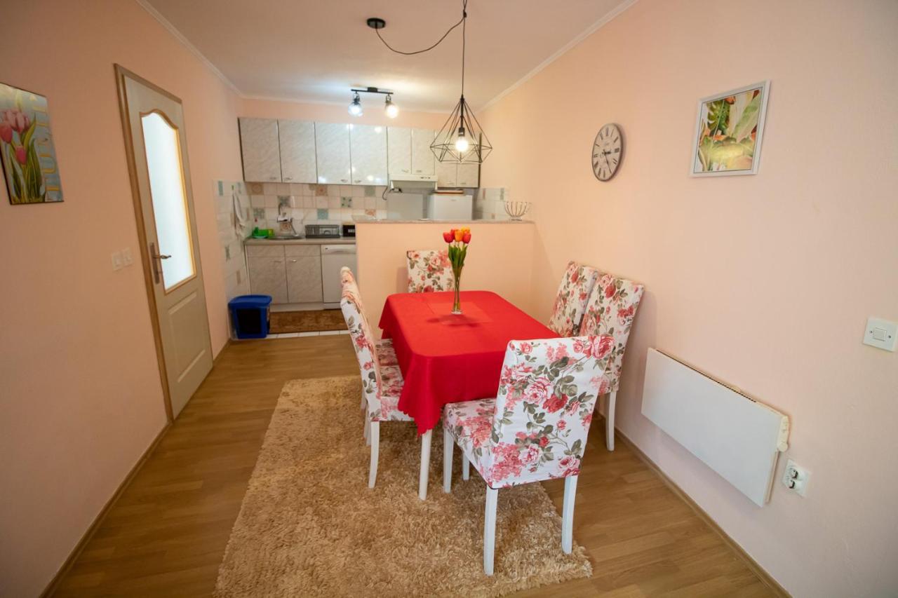 Butterfly Apartamento Mostar Exterior foto